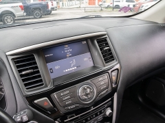 Used 2019  Nissan Pathfinder 4d SUV FWD SV at A Motors Sales & Finance near San Antonio&comma; TX