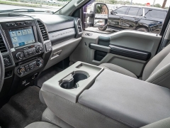 Used 2017  Ford Super Duty F-250 4WD Crew Cab XLT at A Motors Sales & Finance near San Antonio&comma; TX