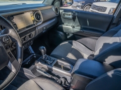 Used 2020  Toyota Tacoma 4WD Double Cab TRD Off-Road Auto at A Motors Sales & Finance near San Antonio, TX