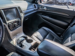 Used 2015  Jeep Grand Cherokee 4d SUV 2WD Limited at A Motors Sales & Finance near San Antonio&comma; TX