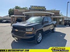 Used 2018 Chevrolet Silverado 1500 2WD Crew Cab Custom at A Motors Sales & Finance near San Antonio, TX
