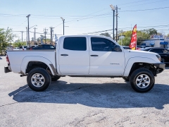 Used 2008  Toyota Tacoma 2WD D-Cab PreRunner Shortbed at A Motors Sales & Finance near San Antonio, TX