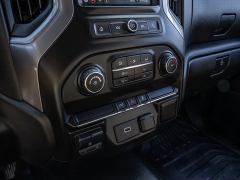 Used 2020  Chevrolet Silverado 2500 4WD Crew Cab Work Truck Gas at A Motors Sales & Finance near San Antonio&comma; TX