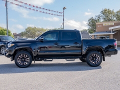 Used 2021  Toyota Tacoma 4WD Limited Double Cab 5ft Bed V6 AT at A Motors Sales & Finance near San Antonio, TX