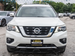 Used 2017  Nissan Pathfinder 4d SUV 4WD Platinum at A Motors Sales & Finance near San Antonio&comma; TX