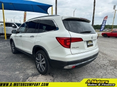 Used 2017 Honda Pilot 4d SUV AWD Touring at A Motors Sales & Finance near San Antonio, TX