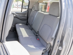 Used 2018  Nissan Frontier 2WD Crew Cab SV at A Motors Sales & Finance near San Antonio&comma; TX