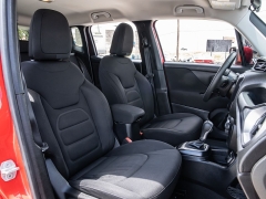 Used 2018  Jeep Renegade 4d SUV FWD Latitude at A Motors Sales & Finance near San Antonio&comma; TX