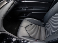 Used 2019  Toyota Camry 4d Sedan SE at A Motors Sales & Finance near San Antonio&comma; TX