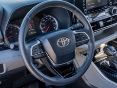 Used 2020  Toyota Highlander 4d SUV FWD LE at A Motors Sales & Finance near San Antonio, TX