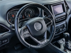 Used 2019 Jeep Cherokee 4d SUV FWD Latitude Plus 2.4L at A Motors Sales & Finance near San Antonio, TX