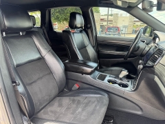 Used 2019 Jeep Grand Cherokee 4d SUV 2WD Laredo Altitude at A Motors Sales & Finance near San Antonio, TX