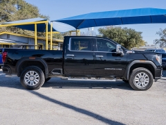 Used 2021  GMC Sierra 3500HD 4WD Crew Cab 159" Denali Dsl at A Motors Sales & Finance near San Antonio&comma; TX