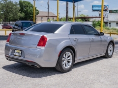 Used 2015  Chrysler 300 4d Sedan Limited at A Motors Sales & Finance near San Antonio&comma; TX