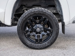 Used 2014 Toyota Tundra 4WD CrewMax SR5 5.7L FFV at A Motors Sales & Finance near San Antonio, TX