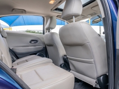 Used 2017  Honda HR-V 4d SUV FWD EX-L Navigation at A Motors Sales & Finance near San Antonio&comma; TX