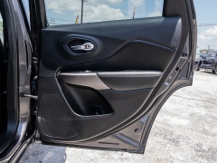 Used 2021  Jeep Cherokee Latitude Plus FWD at A Motors Sales & Finance near San Antonio&comma; TX