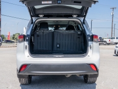 Used 2022  Toyota Highlander LE FWD at A Motors Sales & Finance near San Antonio&comma; TX