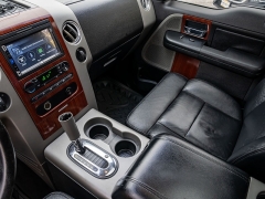 Used 2005  Ford F-150 4WD Supercrew Lariat at A Motors Sales & Finance near San Antonio&comma; TX