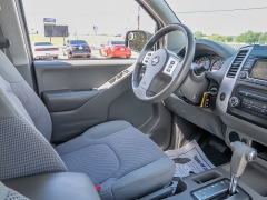 Used 2018  Nissan Frontier 2WD Crew Cab SV at A Motors Sales & Finance near San Antonio&comma; TX