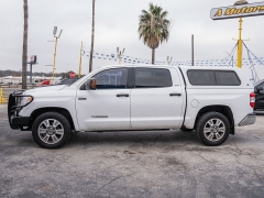 Used 2015  Toyota Tundra 2WD CrewMax SR5 5&period;7L at A Motors Sales & Finance near San Antonio&comma; TX