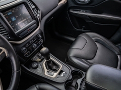 Used 2016  Jeep Cherokee 4d SUV 4WD Limited V6 at A Motors Sales & Finance near San Antonio&comma; TX