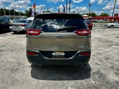 Used 2016 Jeep Cherokee 4d SUV FWD Latitude V6 at A Motors Sales & Finance near San Antonio, TX