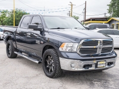 Used 2016  Ram 1500 4WD Crew Cab Lone Star at A Motors Sales & Finance near San Antonio&comma; TX