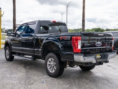 Used 2017  Ford Super Duty F-250 4WD Crew Cab XLT at A Motors Sales & Finance near San Antonio&comma; TX