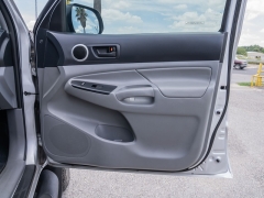 Used 2013  Toyota Tacoma 2WD Double Cab PreRunner V6 Short Bed at A Motors Sales & Finance near San Antonio&comma; TX