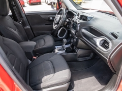 Used 2018  Jeep Renegade 4d SUV FWD Latitude at A Motors Sales & Finance near San Antonio&comma; TX