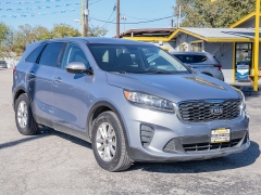 Used 2020  Kia Sorento 4d SUV FWD LX V6 at A Motors Sales & Finance near San Antonio, TX