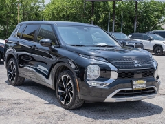 Used 2024  Mitsubishi Outlander SE FWD at A Motors Sales & Finance near San Antonio&comma; TX