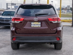 Used 2019  Toyota Highlander 4d SUV FWD XLE at A Motors Sales & Finance near San Antonio&comma; TX