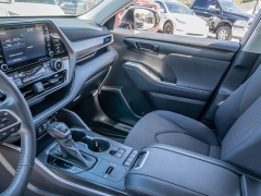 Used 2022  Toyota Highlander LE FWD at A Motors Sales & Finance near San Antonio&comma; TX