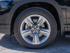 Used 2019  Toyota Highlander Hybrid 4d SUV AWD Limited at A Motors Sales & Finance near San Antonio&comma; TX