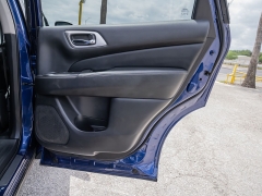 Used 2020  Nissan Pathfinder 4d SUV 4WD SL at A Motors Sales & Finance near San Antonio&comma; TX