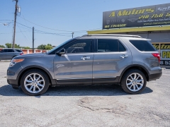 Used 2012 Ford Explorer 4d SUV FWD XLT at A Motors Sales & Finance near San Antonio, TX