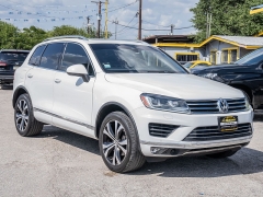 Used 2017  Volkswagen Touareg 4d SUV 4motion Wolfsburg at A Motors Sales & Finance near San Antonio&comma; TX