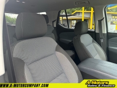 Used 2018 Chevrolet Traverse 4d SUV FWD LT Cloth w/1LT at A Motors Sales & Finance near San Antonio, TX
