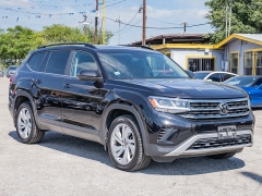 Used 2021  Volkswagen Atlas 3&period;6L V6 SE w&sol;Technology 4MOTION at A Motors Sales & Finance near San Antonio&comma; TX