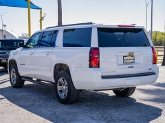 Used 2017  Chevrolet Suburban 4d SUV 4WD LT at A Motors Sales & Finance near San Antonio, TX