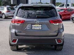 Used 2017 Toyota Highlander 4d SUV AWD Limited at A Motors Sales & Finance near San Antonio, TX