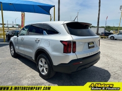Used 2022 Kia Sorento LX FWD at A Motors Sales & Finance near San Antonio, TX