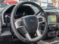Used 2019  Ford Super Duty F-250 4WD Crew Cab Lariat at A Motors Sales & Finance near San Antonio&comma; TX