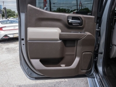 Used 2020  Chevrolet Silverado 1500 2WD Crew Cab LT at A Motors Sales & Finance near San Antonio&comma; TX