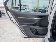 Used 2020  Toyota Camry 4d Sedan SE at A Motors Sales & Finance near San Antonio&comma; TX