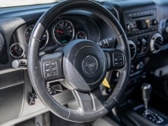 Used 2017  Jeep Wrangler Unlimited 4d Convertible Sahara at A Motors Sales & Finance near San Antonio&comma; TX
