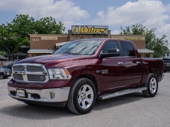 Used 2018  Ram 1500 2WD Crew Cab Lone Star Silver at A Motors Sales & Finance near San Antonio&comma; TX