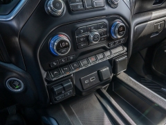Used 2020  GMC Sierra 1500 4WD Crew Cab AT4 at A Motors Sales & Finance near San Antonio&comma; TX
